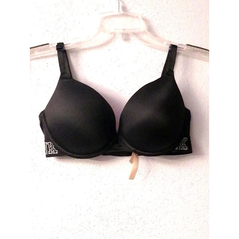 PINK Victoria's Secret Womens‎ Bra Black 34D TShirt Underwire Back Close Comfort